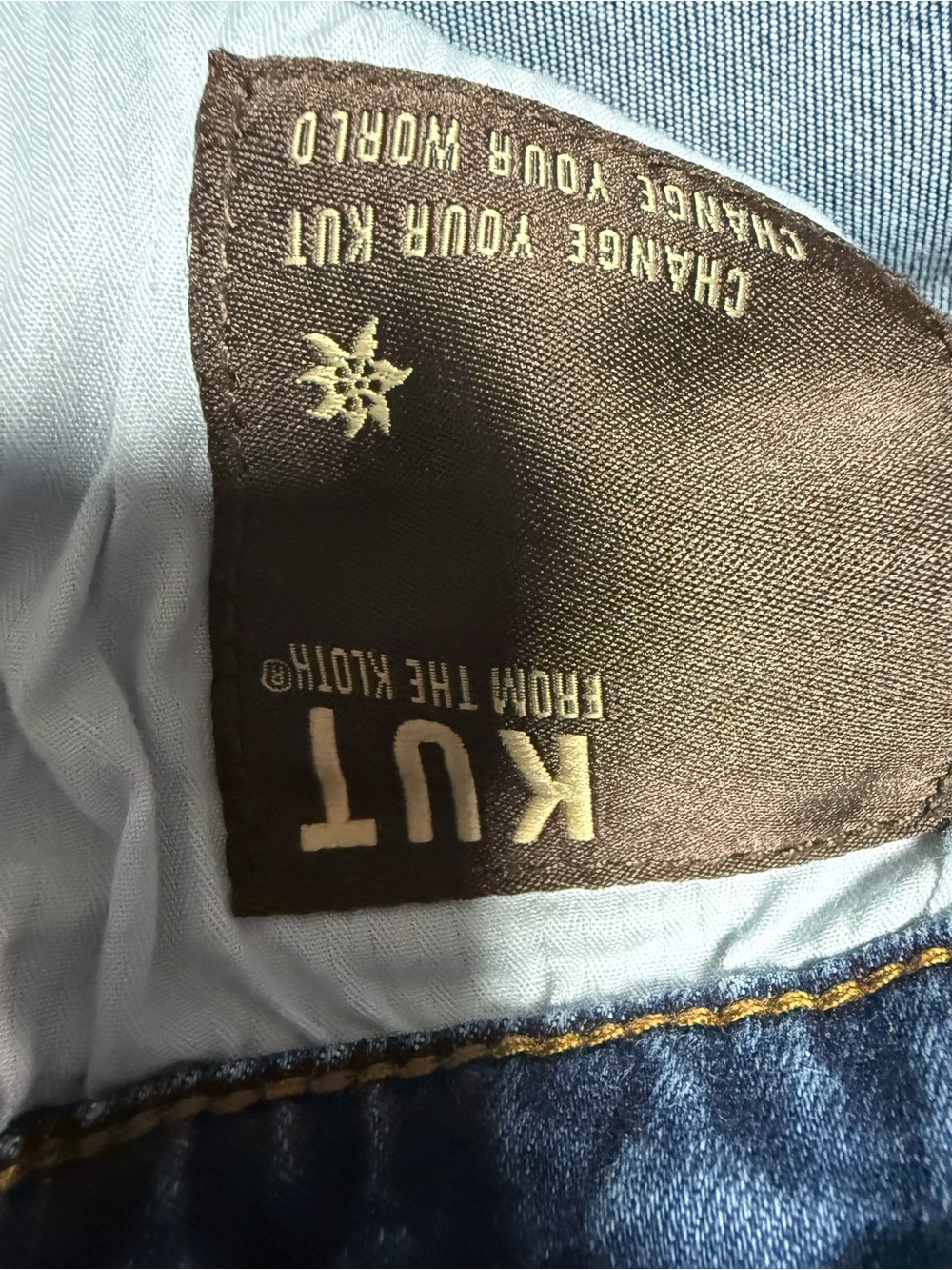 Kut from the Kloth Straight-Leg Catherine Boyfriend Jeans in Indigo Size 12 - Picture 6 of 7